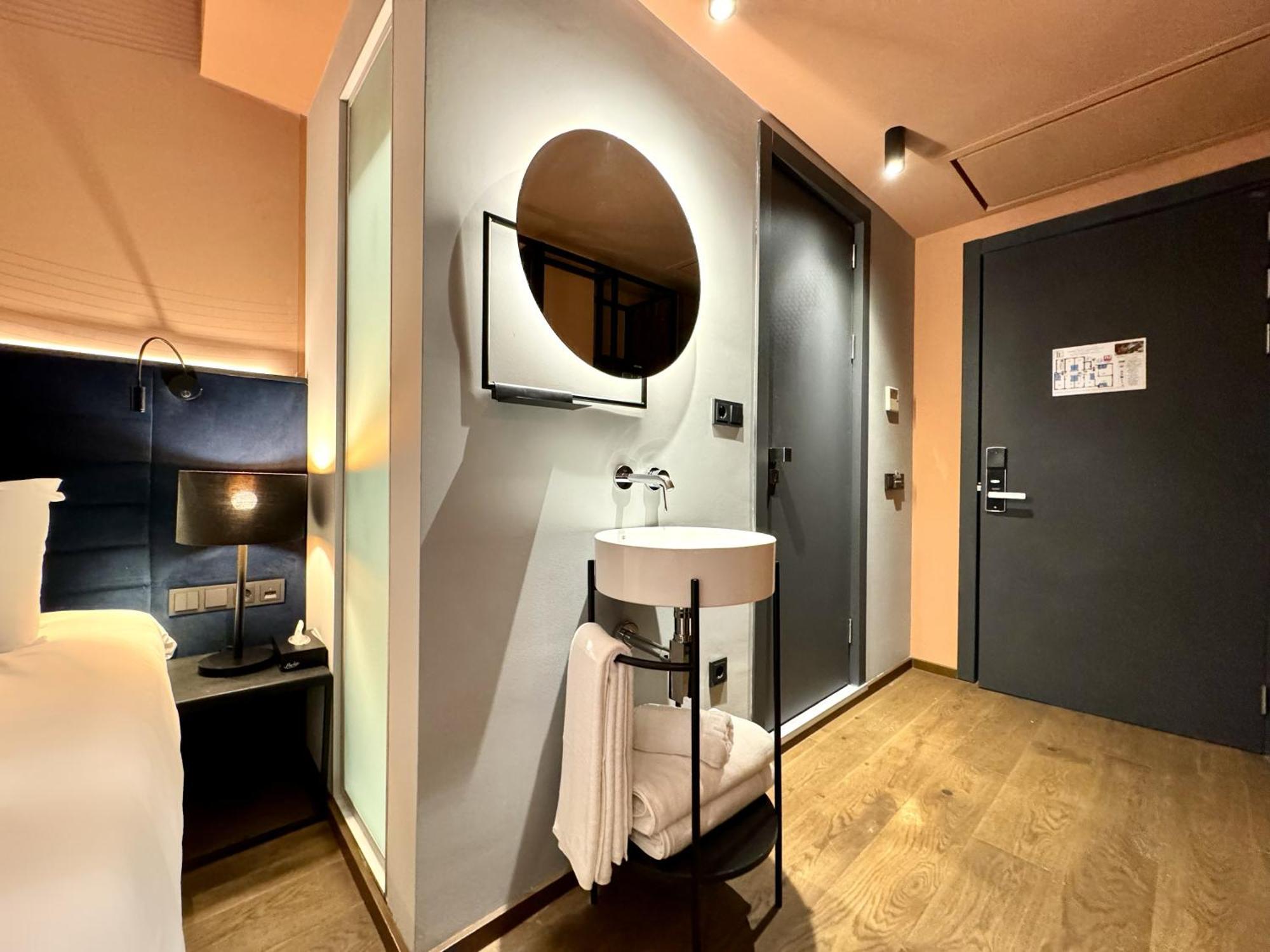 Tbilisi Edition - Design Hotel & Private Spa エクステリア 写真